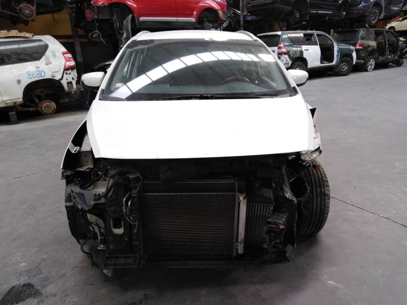 kia carens ( ) del año 2016