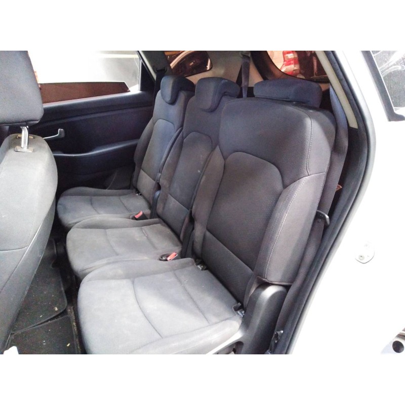 kia carens ( ) del año 2016