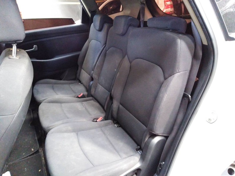 kia carens ( ) del año 2016