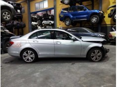 mercedes-benz clase c (w204) berlina del año 2007