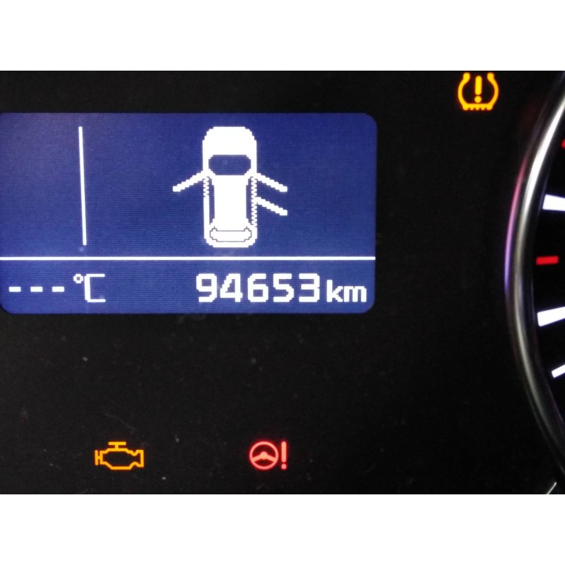 kia carens ( ) del año 2016