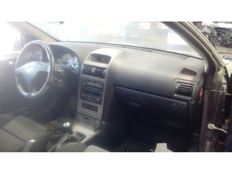 opel astra g coupé del año 2002