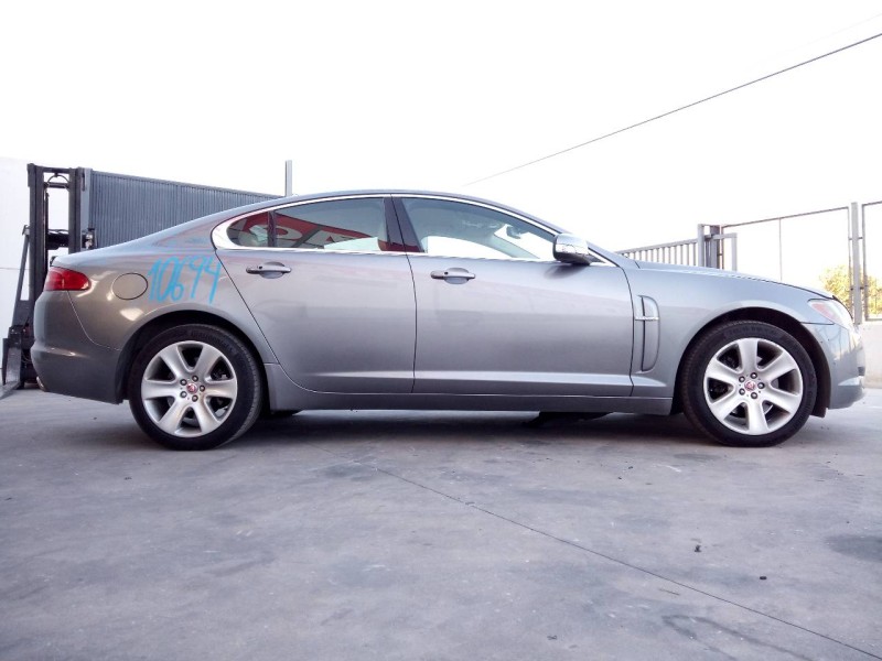 jaguar xf del año 2009
