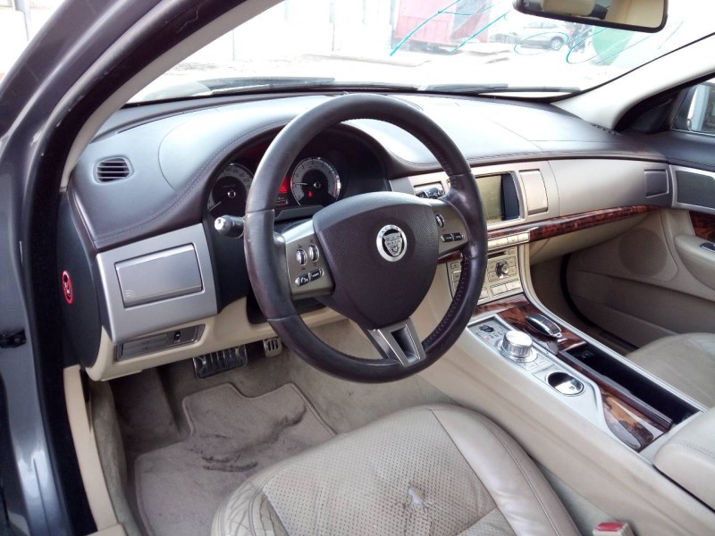 jaguar xf del año 2009