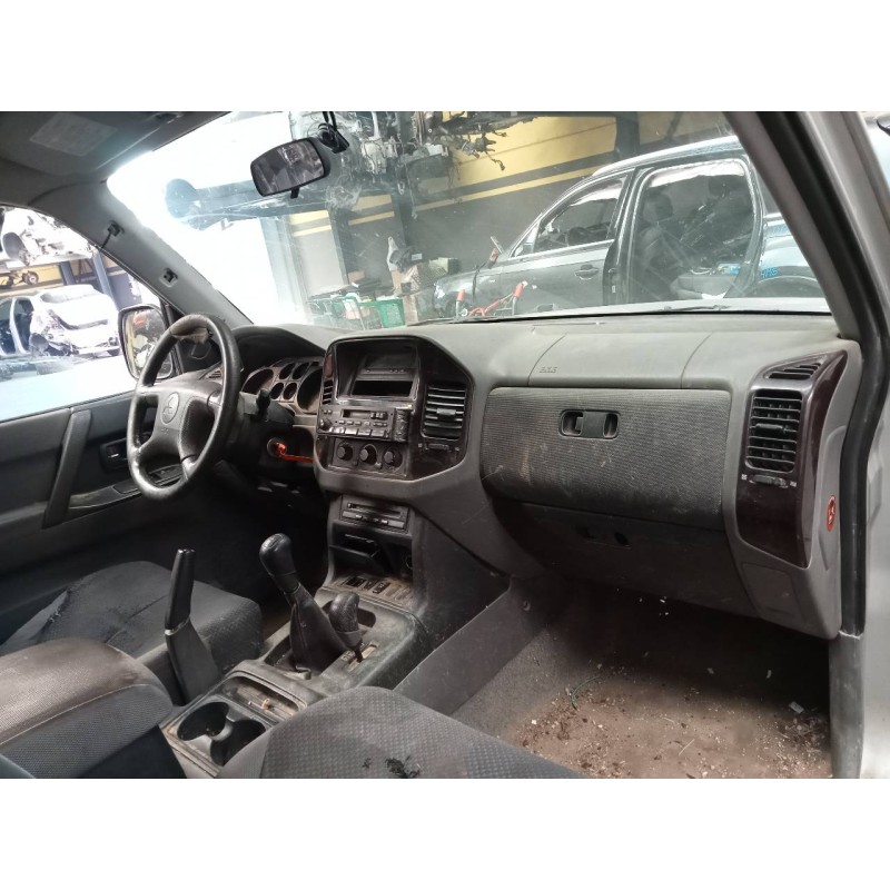 mitsubishi montero (v60/v70) del año 2000