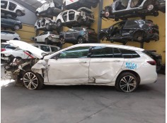 OPEL INSIGNIA SPORTS TOURER