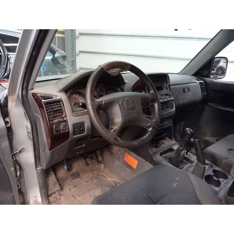 mitsubishi montero (v60/v70) del año 2000