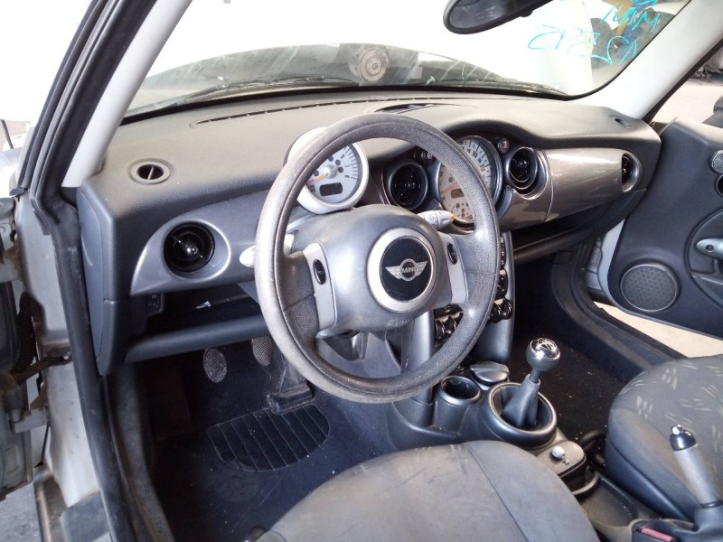 bmw mini (r50,r53) del año 2006