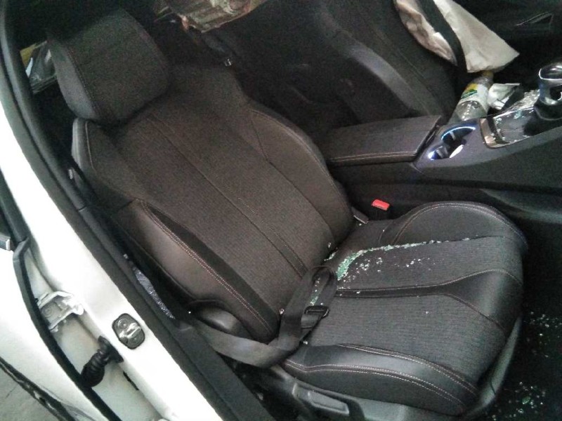 peugeot 3008 del año 2018