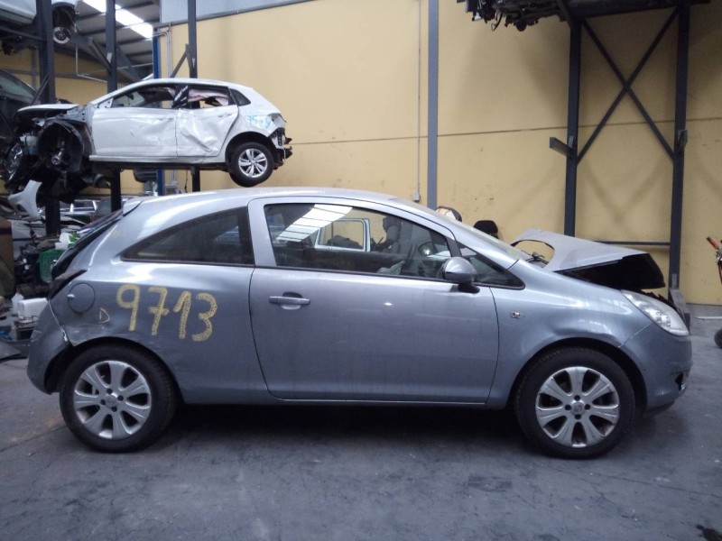 opel corsa d del año 2009