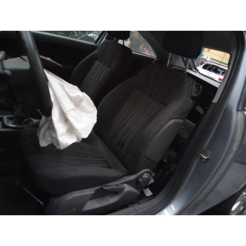 opel corsa d del año 2009