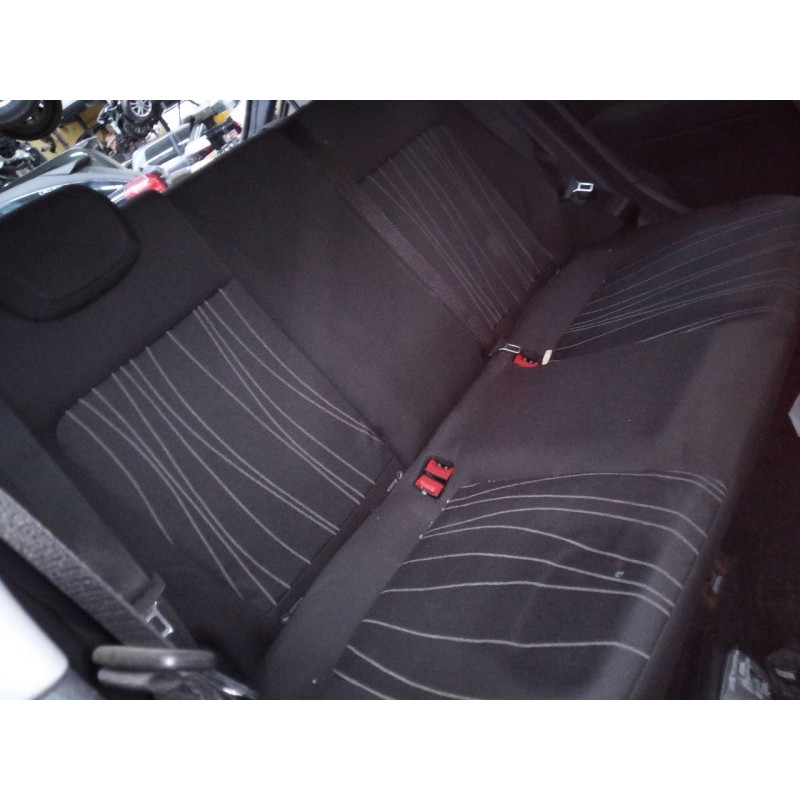 opel corsa d del año 2009