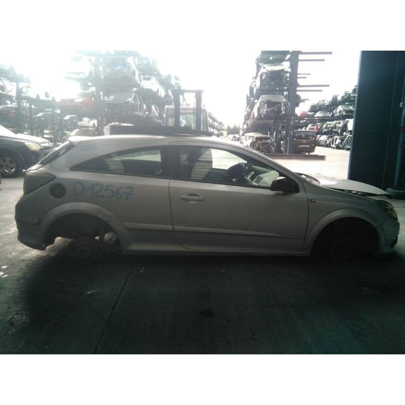 opel astra h berlina del año 2006
