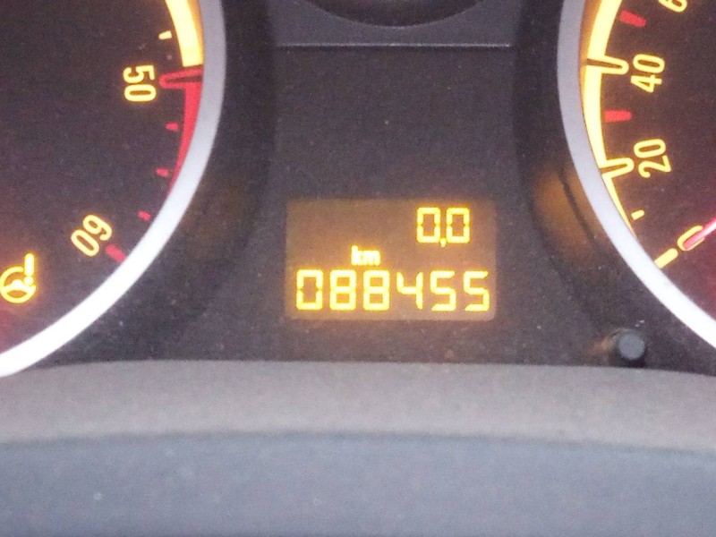 opel corsa d del año 2009