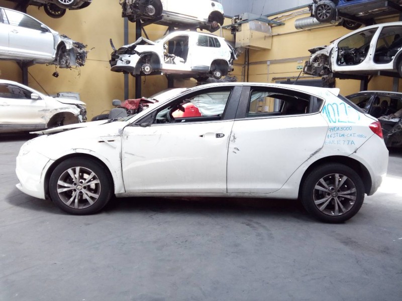 alfa romeo giulietta (191) del año 2013