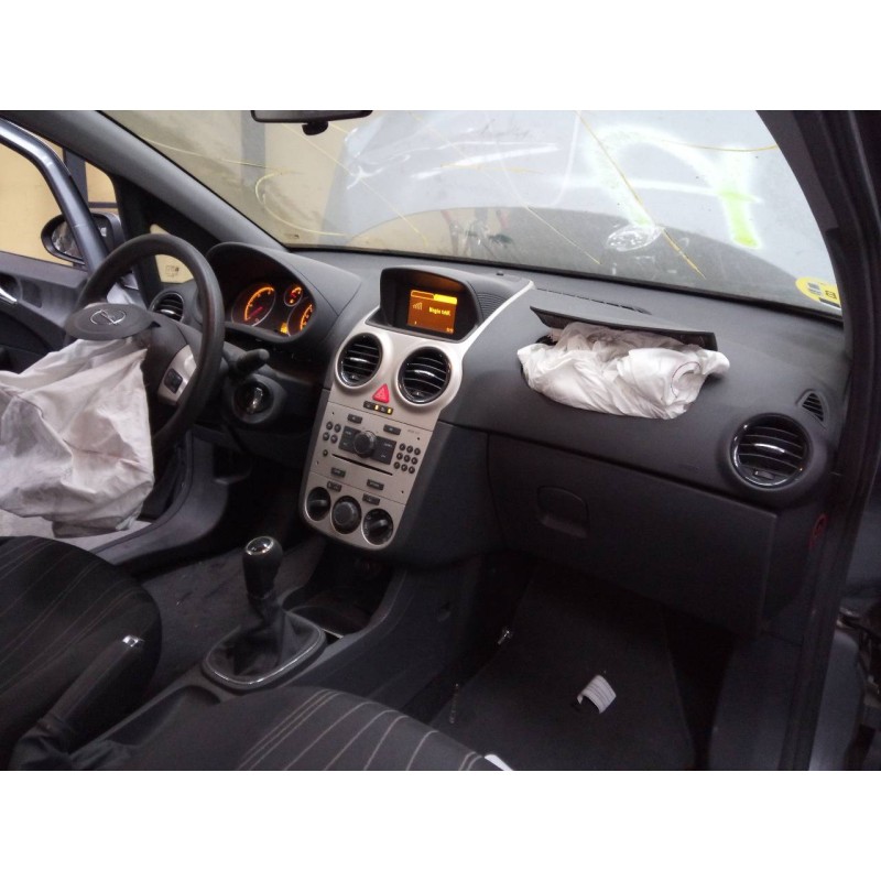 opel corsa d del año 2009