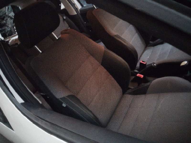 skoda roomster (5j7) del año 2008