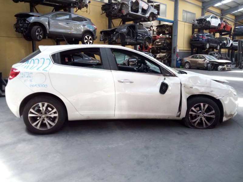 alfa romeo giulietta (191) del año 2013