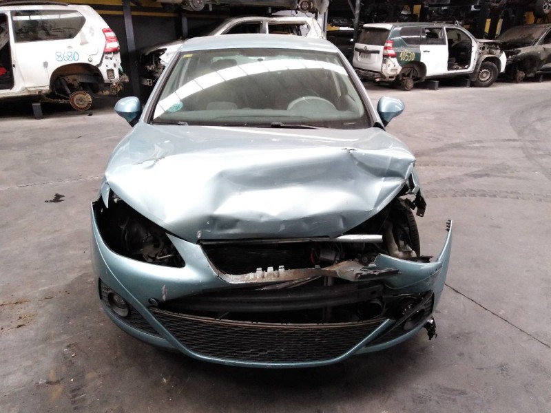 seat ibiza (6j5) del año 2008