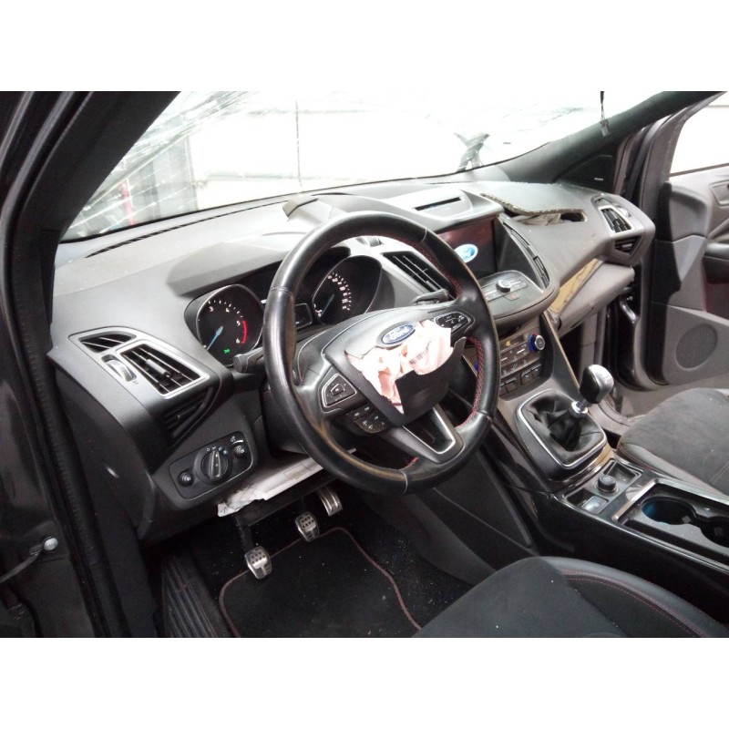 ford kuga (cbs) del año 2017