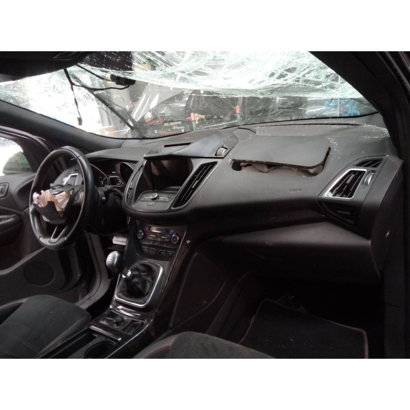 ford kuga (cbs) del año 2017