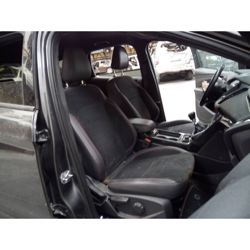 ford kuga (cbs) del año 2017