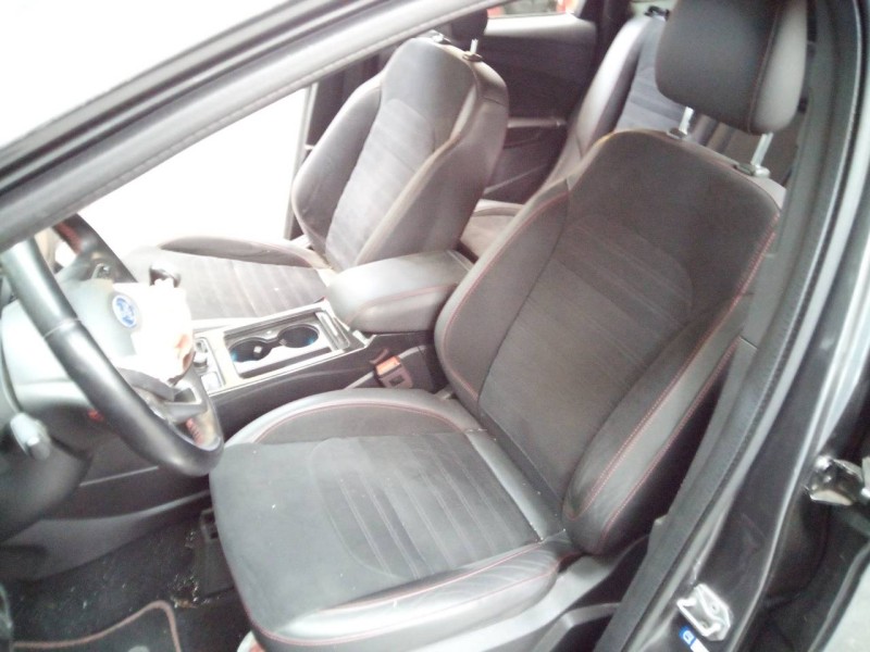 ford kuga (cbs) del año 2017