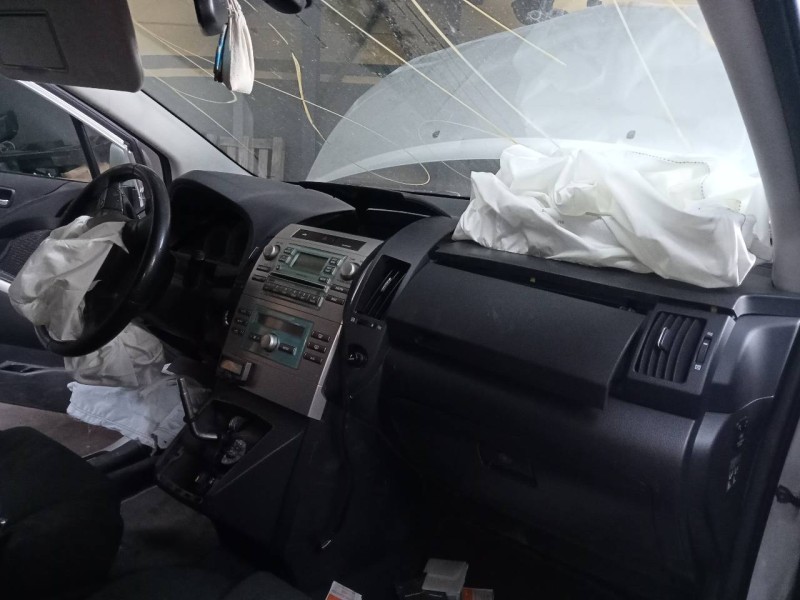 toyota corolla verso (r1) del año 2006