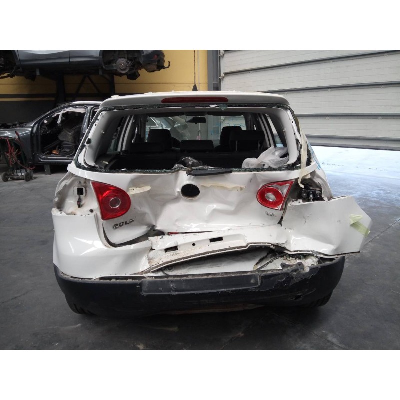 volkswagen golf v berlina (1k1) del año 2009