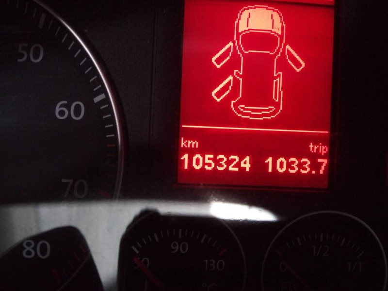 volkswagen golf v berlina (1k1) del año 2009