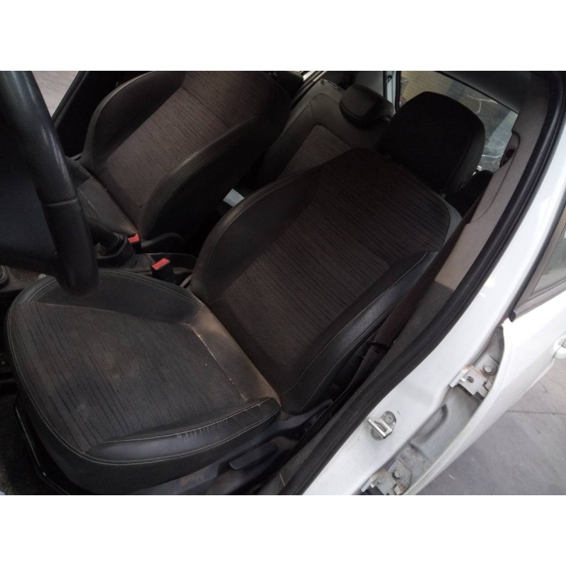 opel corsa d del año 2014