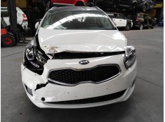 kia carens ( ) del año 2014 2