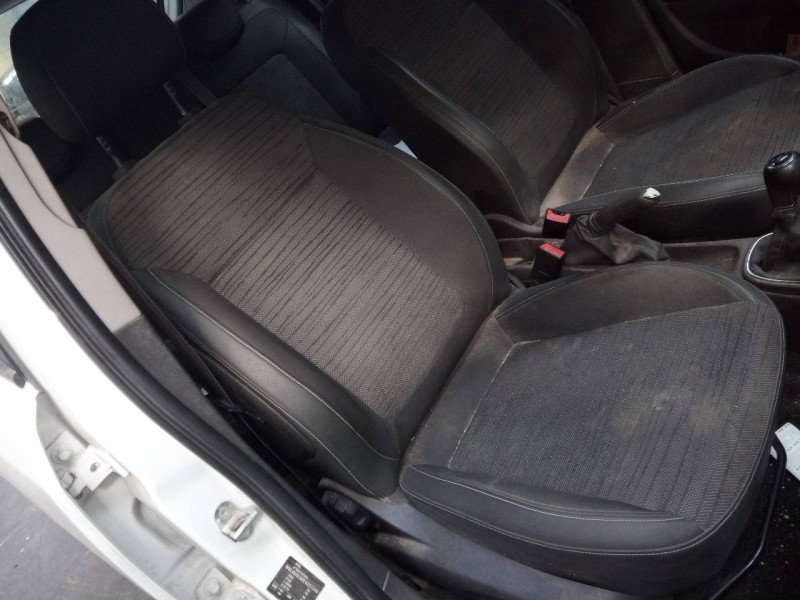 opel corsa d del año 2014