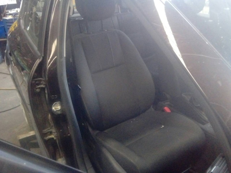 renault megane iii berlina 5 p del año 2012