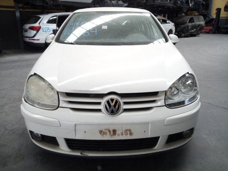 volkswagen golf v berlina (1k1) del año 2009