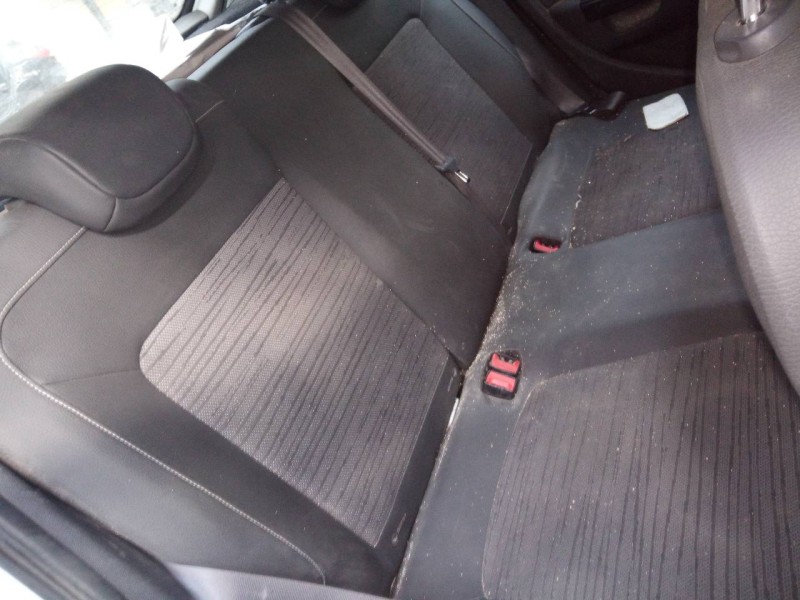 opel corsa d del año 2014