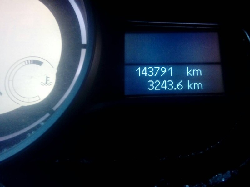 renault megane iii berlina 5 p del año 2012