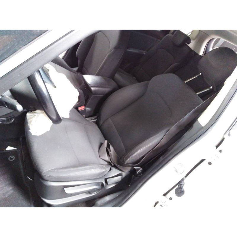 kia carens ( ) del año 2014