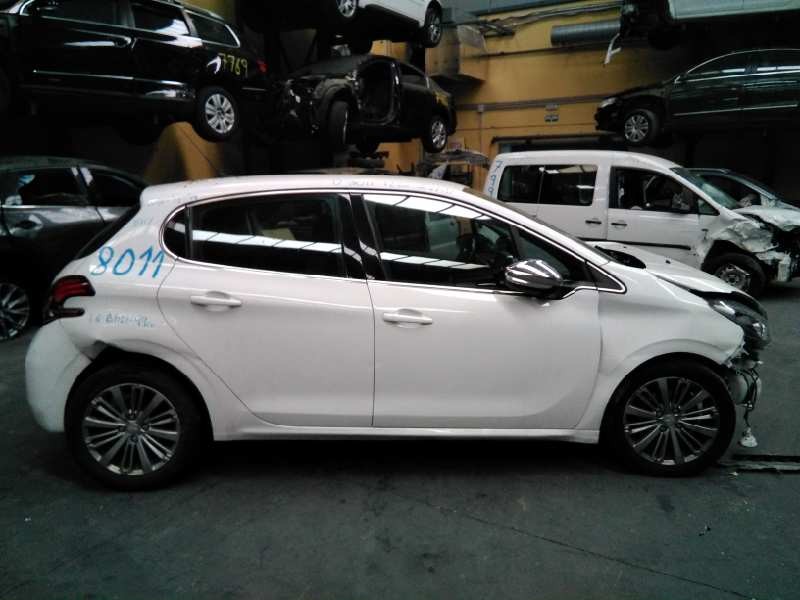 peugeot 208 del año 2016