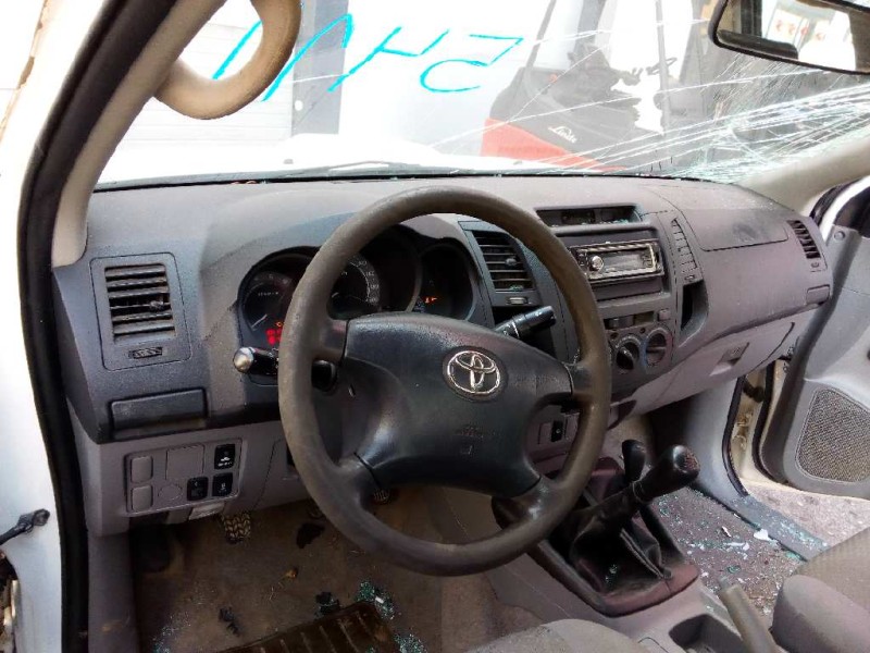 toyota hilux (kun) del año 2011