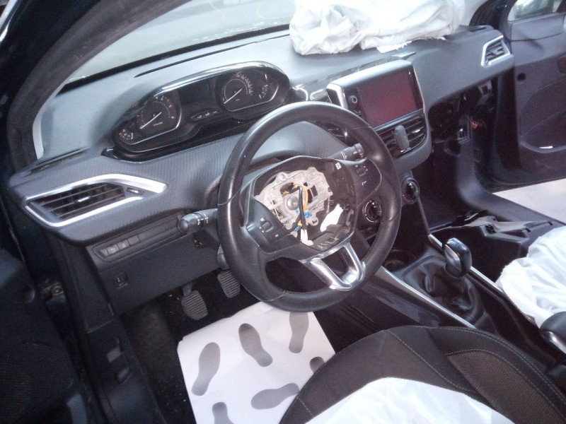 peugeot 2008 (--.2013) del año 2017