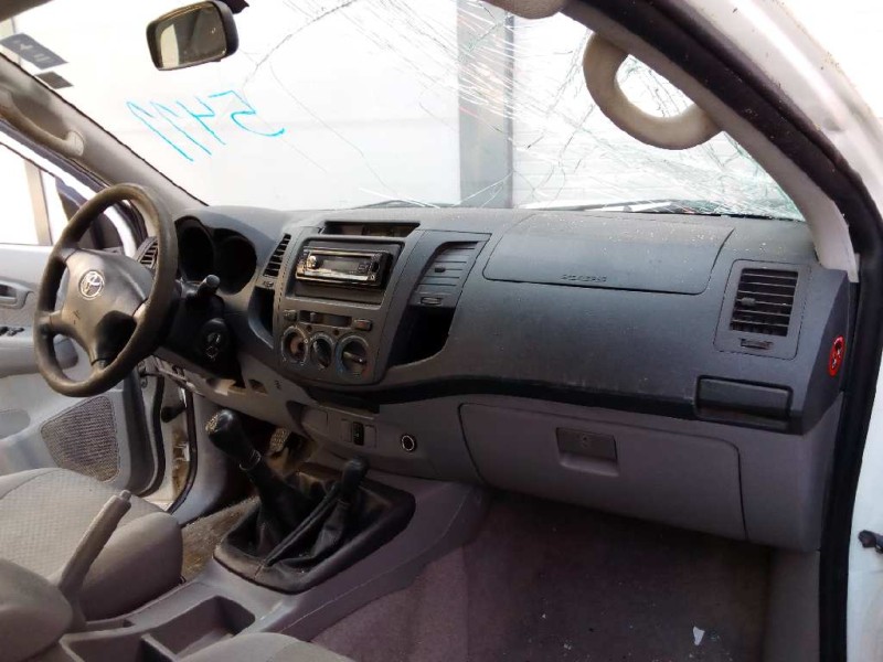 toyota hilux (kun) del año 2011