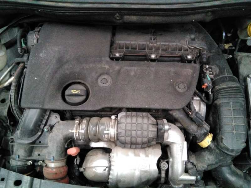 peugeot 208 del año 2016