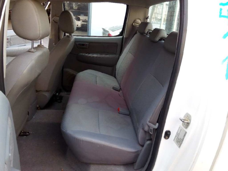 toyota hilux (kun) del año 2011