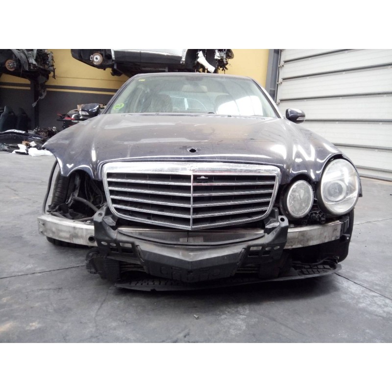 mercedes-benz clase e (w211) berlina del año 2008