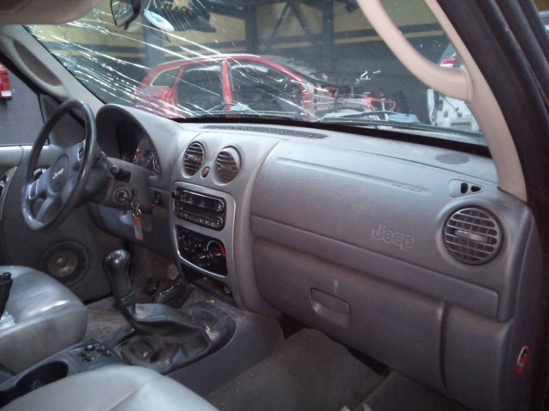 chrysler jeep cherokee (kj) del año 2005