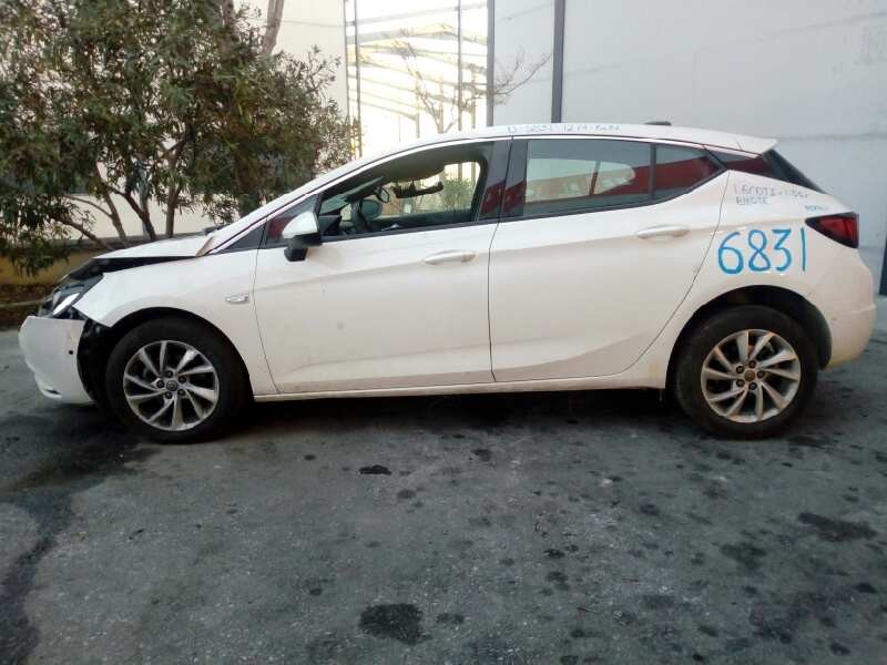 opel astra k lim. 5türig del año 2018