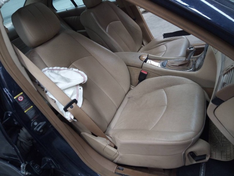 mercedes-benz clase e (w211) berlina del año 2008