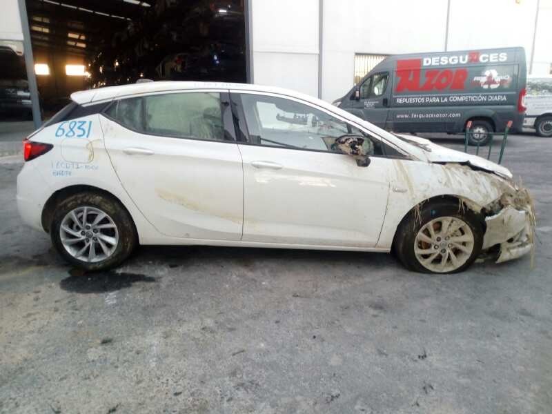 opel astra k lim. 5türig del año 2018