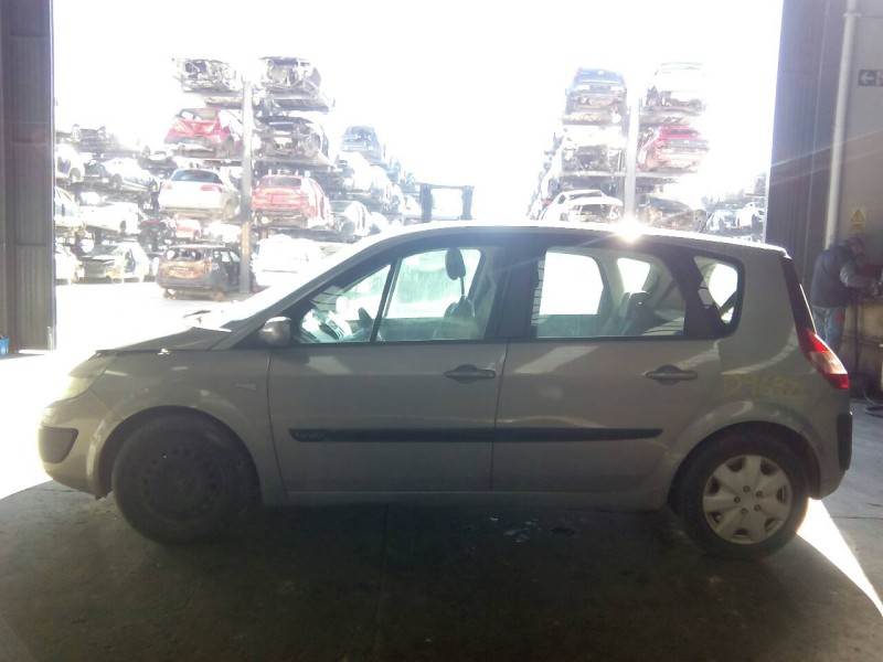 renault scenic ii del año 2003